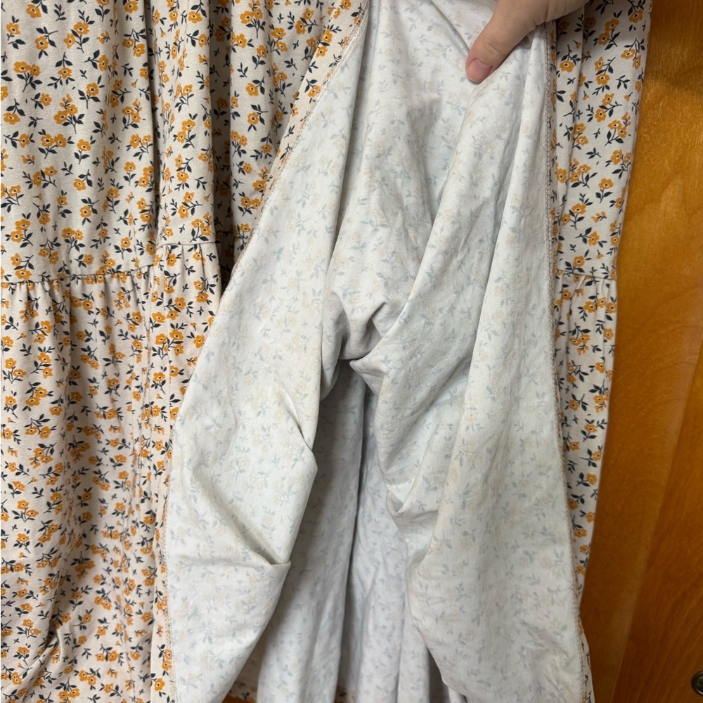 SUPER CUTE DRESSES buttercup dress; nursing dress - Picture 13 of 14